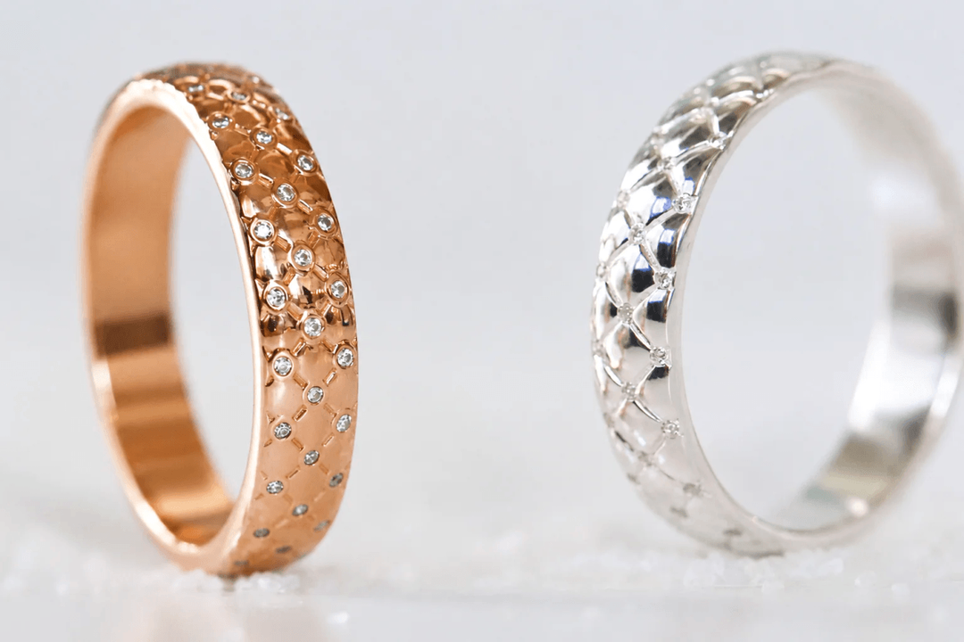 Anneau (deux tiers) « Velours Rose Gold » en argent poli, finition rose gold, serti de zircons