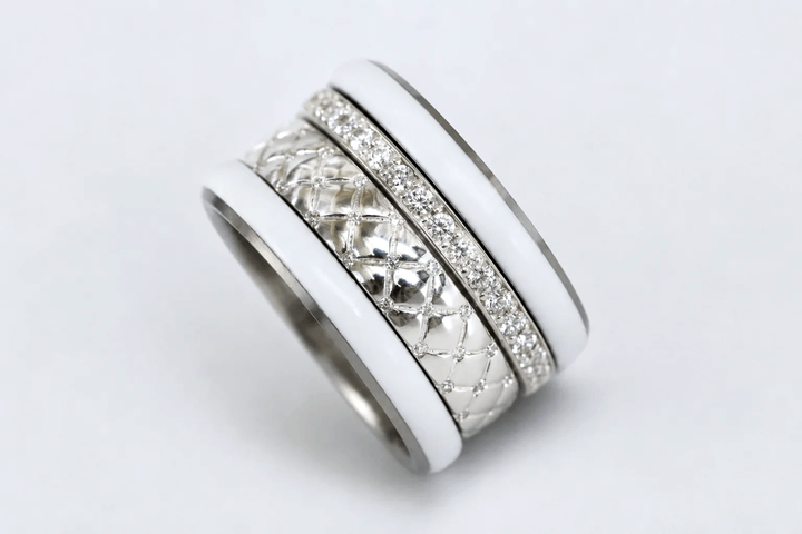 Anneau (deux tiers) « Velours White » en argent poli serti de zircons