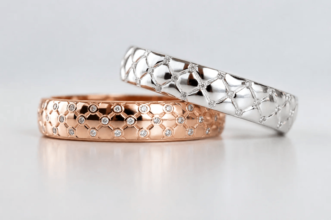 Anneau (deux tiers) « Velours Rose Gold » en argent poli, finition rose gold, serti de zircons