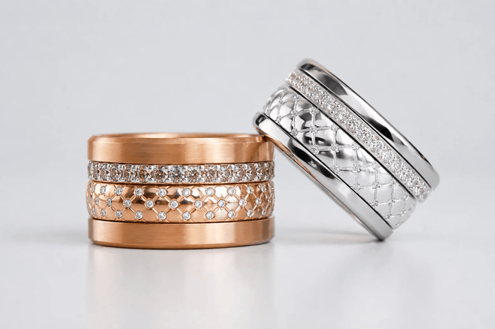 Anneau (deux tiers) « Velours Rose Gold » en argent poli, finition rose gold, serti de zircons