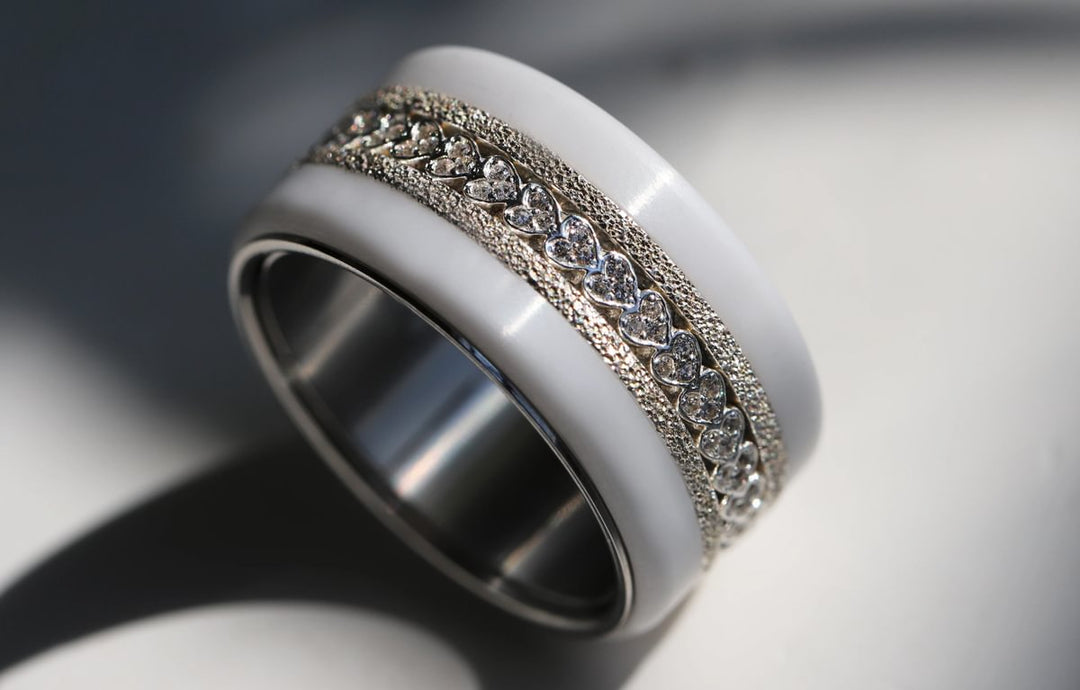 💍🤍  Anneau (addon medium) "Vertige" en argent 925 serti de zircons blancs