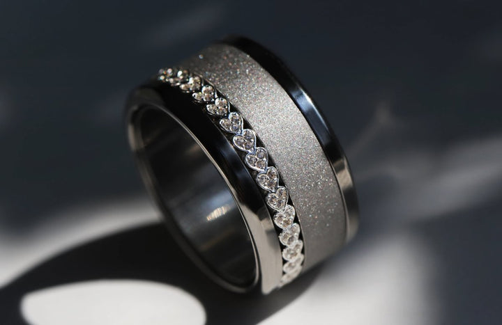 💍🤍  Anneau (addon medium) "Vertige" en argent 925 serti de zircons blancs