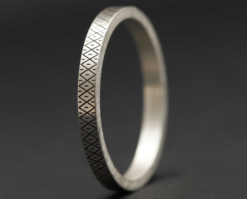 Medium Argent Gravé - Kiona