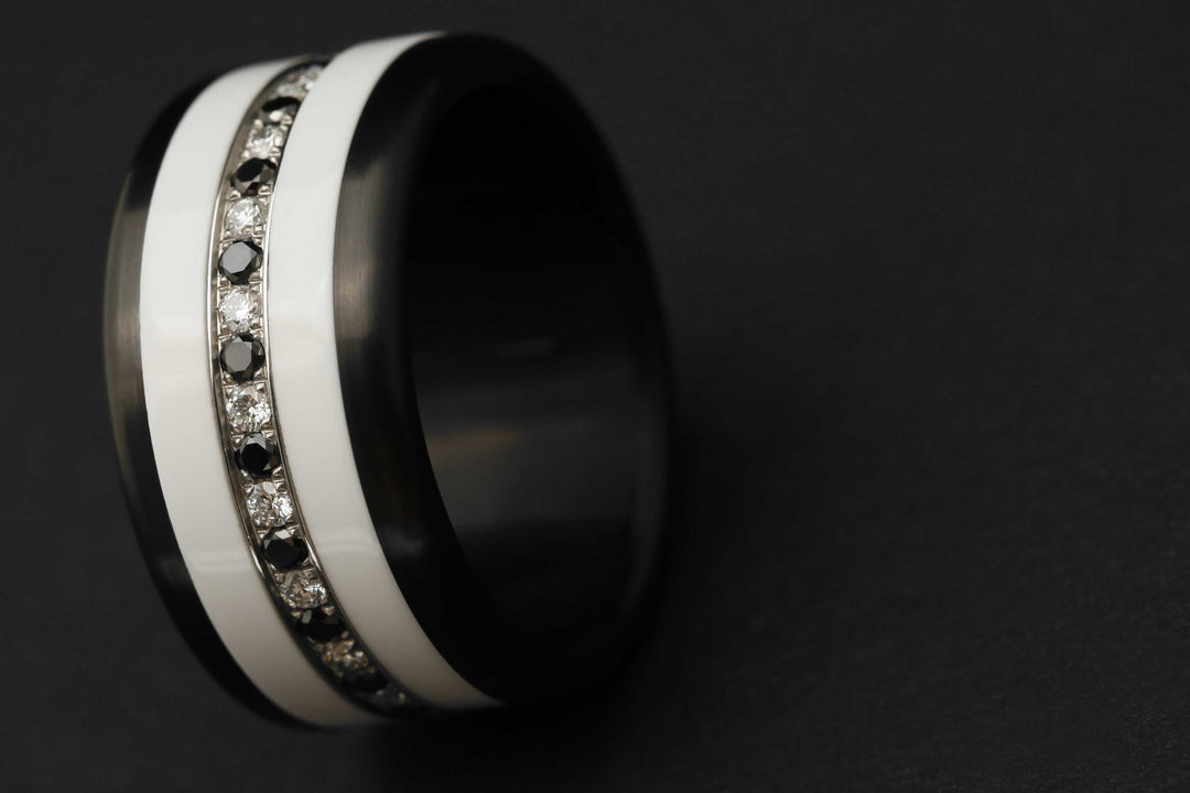 Addon medium acier entièrement serti de diamants et diamants noirs 1.6 mm
